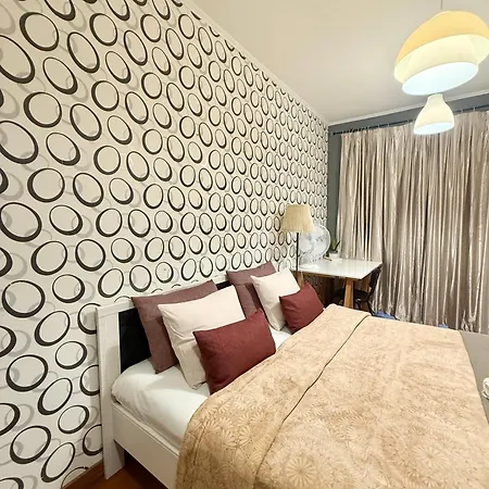 Quarto em Acomodações Particulares Cais Sodre Lisboa